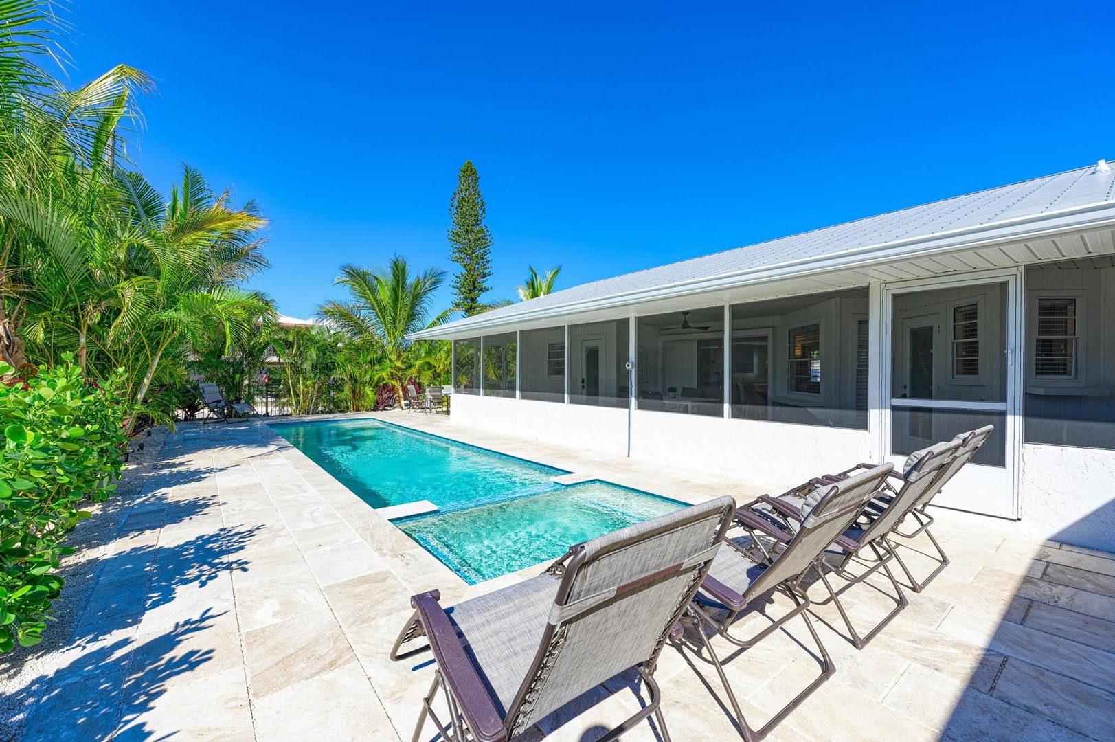 North Shore - Salty Mermaid